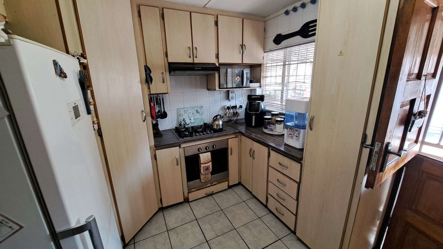 3 Bedroom Property for Sale in Generaal De Wet Free State